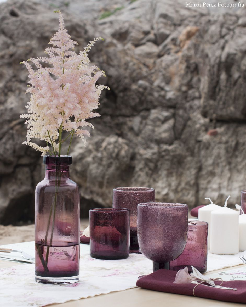 Flores, boda, playa y una invitación