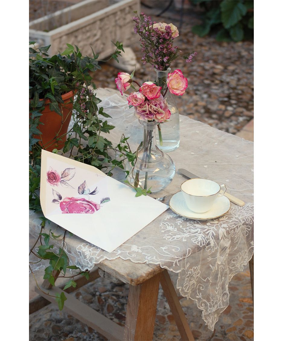 Unas invitaciones para una boda clásica